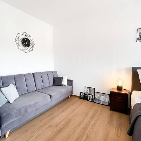 Luxus-Apartment In Leipzig Mit Privat-Parkplatz Bagian luar foto
