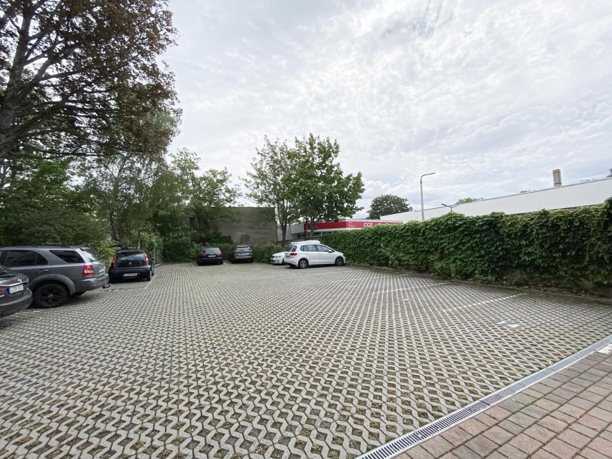 Luxus-Apartment In Leipzig Mit Privat-Parkplatz Bagian luar foto